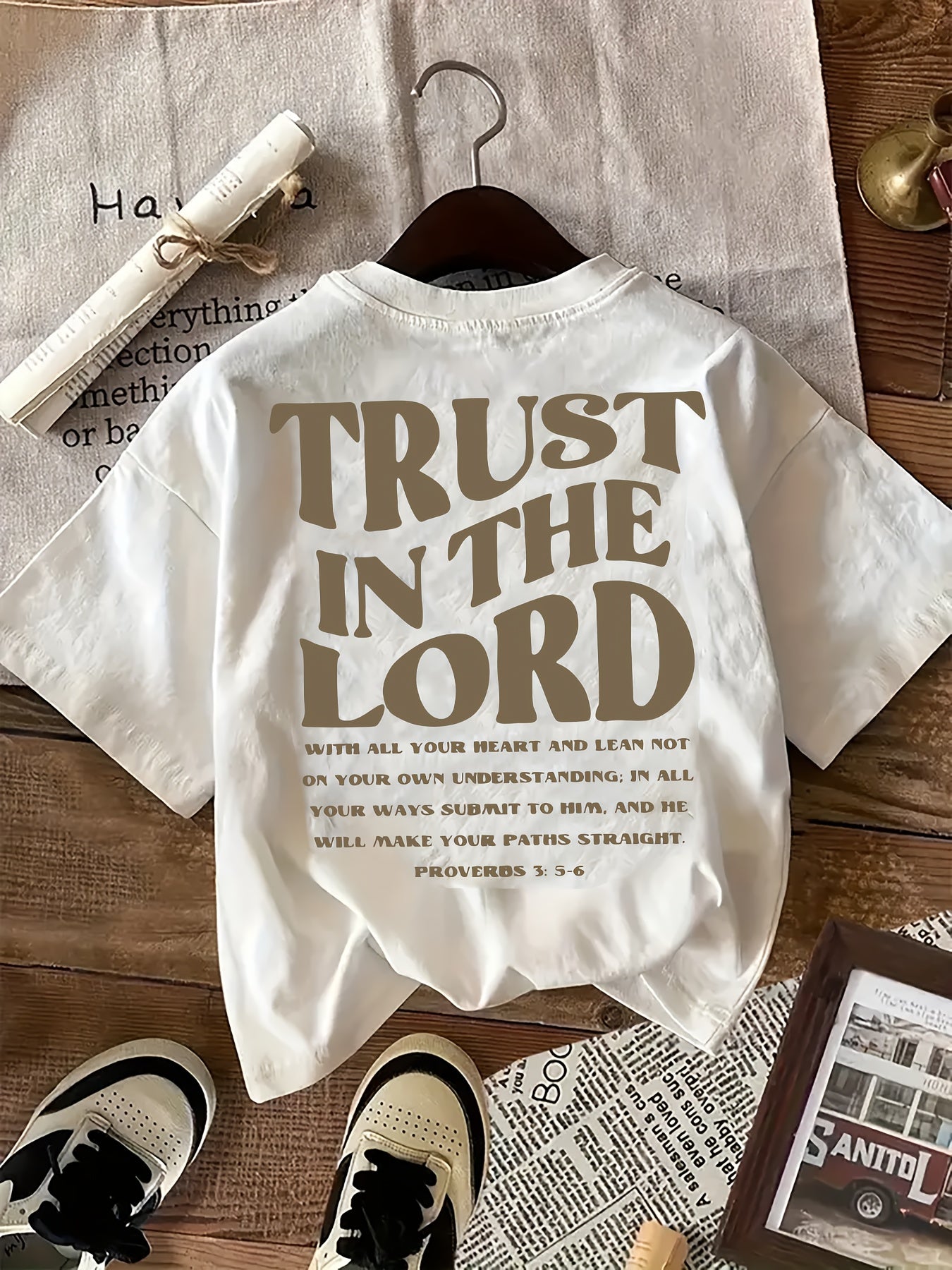 Trust in the Lord Graphic T-Shirt for Women - Casual Polyester Knit Fabric, Round Neck, All-Season Comfort, Inspirational Script Lettering Design